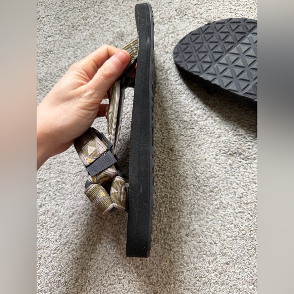 NWOB Teva Men’s Original Universal Sandal in Topanga Olive Size 13 US Shoe - Picture 9 of 14